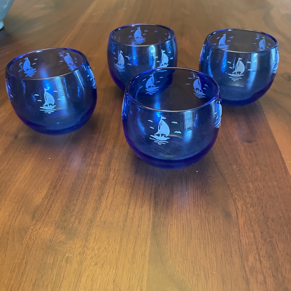 Vintage Hazel Atlas Cobalt Sailboat tumblers - Picture 2 of 3